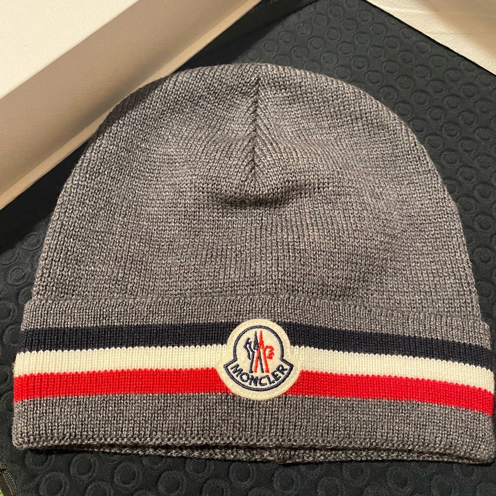 Moncler beanie